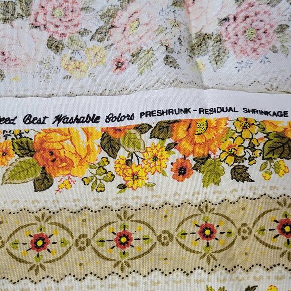 Vintage 70s House 'N Home Fabric & Draperies, Inc. - 2 Pieces - Picture 9 of 10